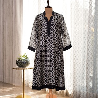Black Lawn Kurti â Size M