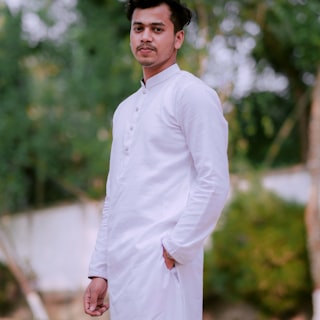 Eid Panjabi â Off White (XL)